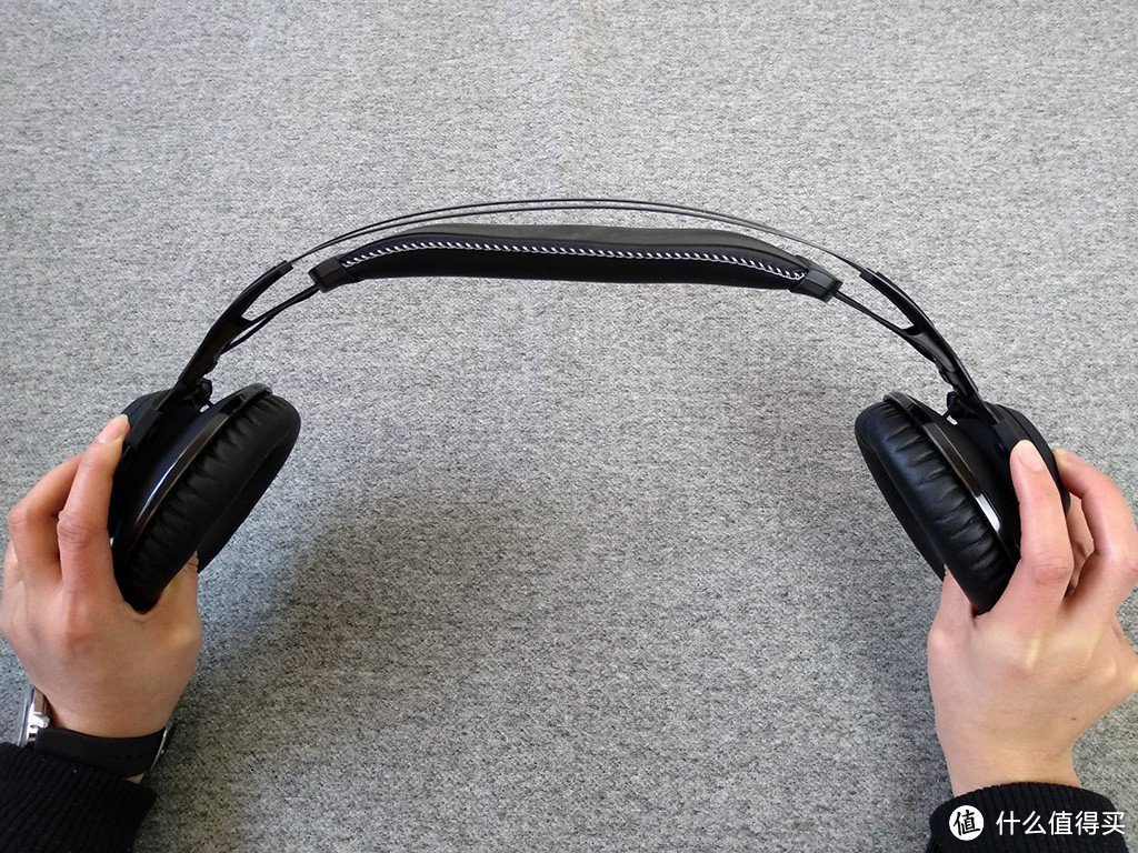 金士顿 HyperX Cloud Revolver S 黑鹰S 7.1声道游戏耳机 开箱体验