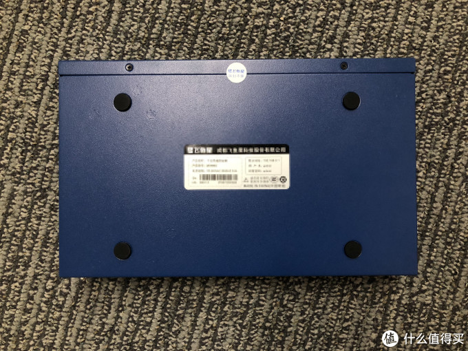 给客户解决工作室用网问题—VOLANS 飞鱼星 VE989G 4WAN口企业级路由器