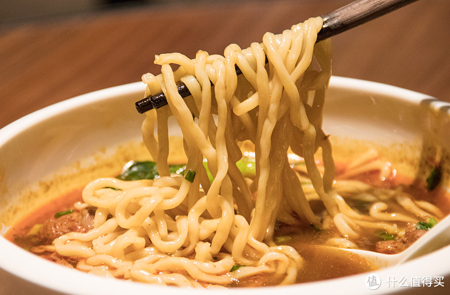 大家都是牛肉面,台湾来的凭什么贵这么多?