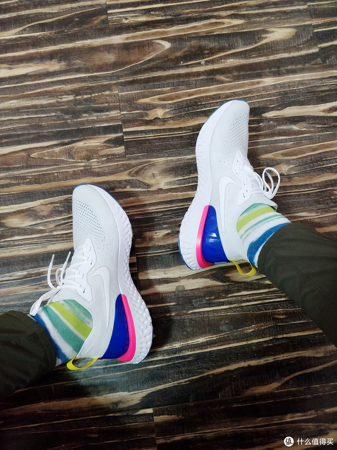 撒旦晒物篇：与UB的对抗—NIKE 耐克 EPIC REACT FLYKNIT 男子跑步鞋 开箱