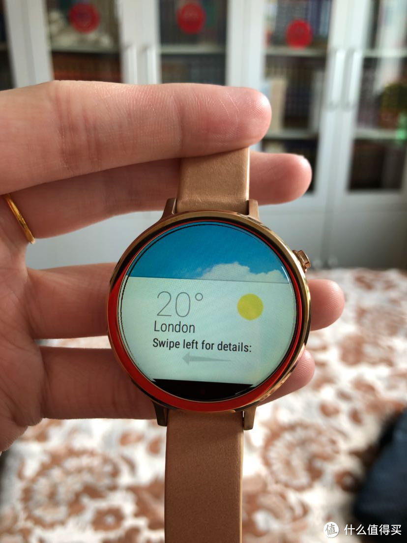 拔了一棵种了三年的草，想不到根都烂了：MOTOROLA 摩托罗拉 Moto360 二代 智能手表