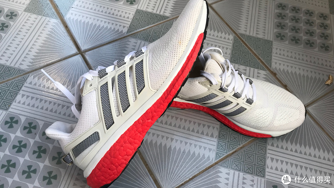 我的本命年红：Adidas 阿迪达斯 Energy Boost 3 运动鞋 中底改色手工记录