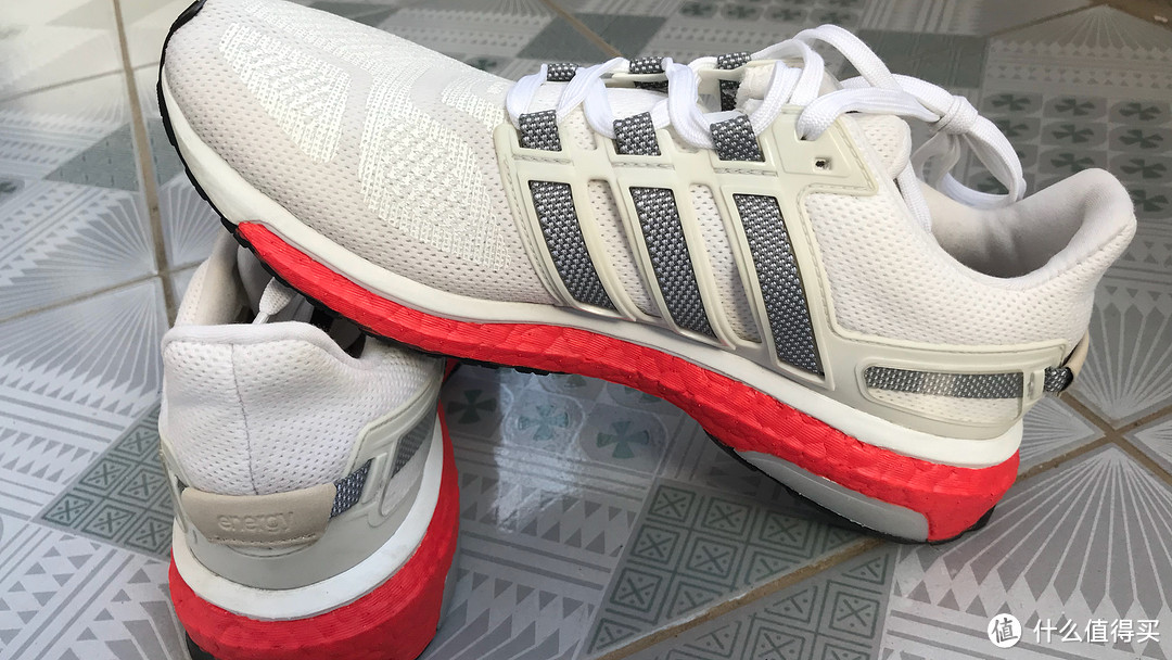 我的本命年红：Adidas 阿迪达斯 Energy Boost 3 运动鞋 中底改色手工记录