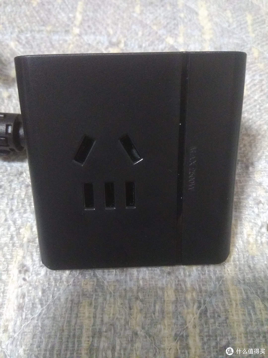 小身材，大能量——飞利浦 便携迷你USB桌面旅行插座