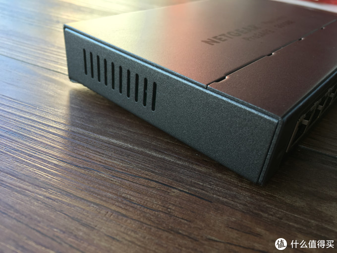 NETGEAR 美国网件 GS108E 交换机 开箱及单线复用教程_交换机_什么值得买