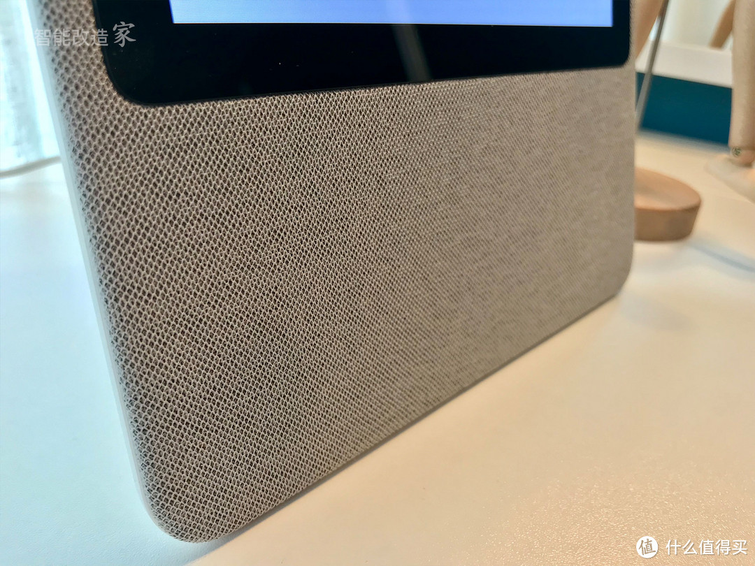 一「幕」了然的智能音箱：小度在家智能视频音箱使用体验