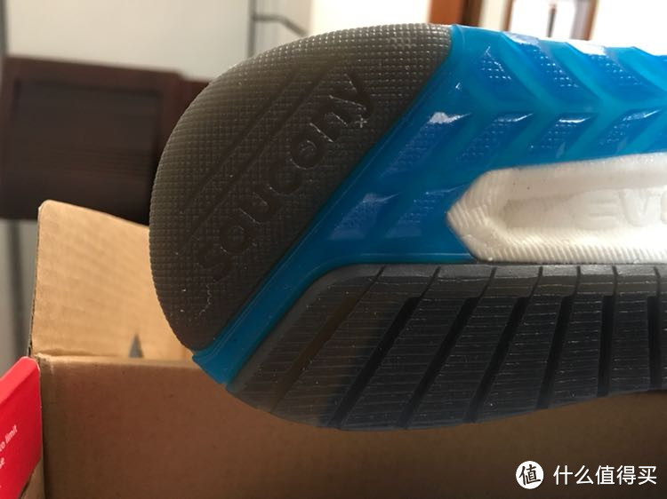 Saucony 圣康尼 LIBERTY ISO  跑鞋 到手简单晒单