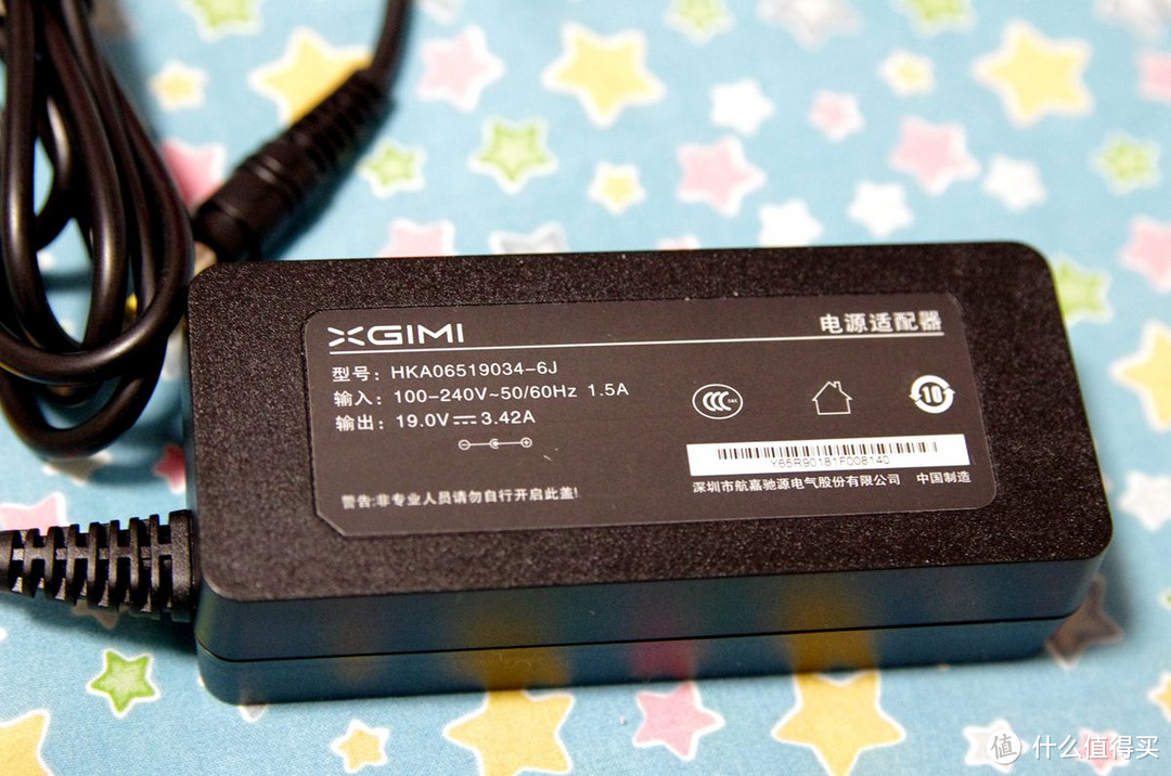 懒人最爱 放哪都能看:XGIMI 极米 Z6 无屏电视轻评测