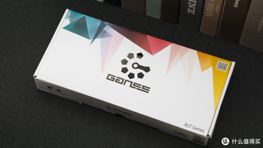 #剁主计划-宁波#GANSS 高斯 ALT 61 RGB 蓝牙机械键盘：灯效？双模？都给你！