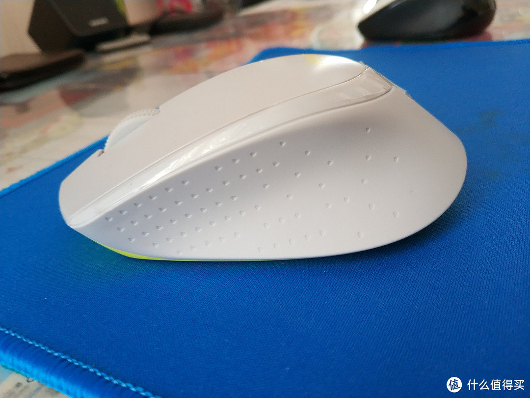 Logitech 罗技 M330 无线静音鼠标 开箱体验