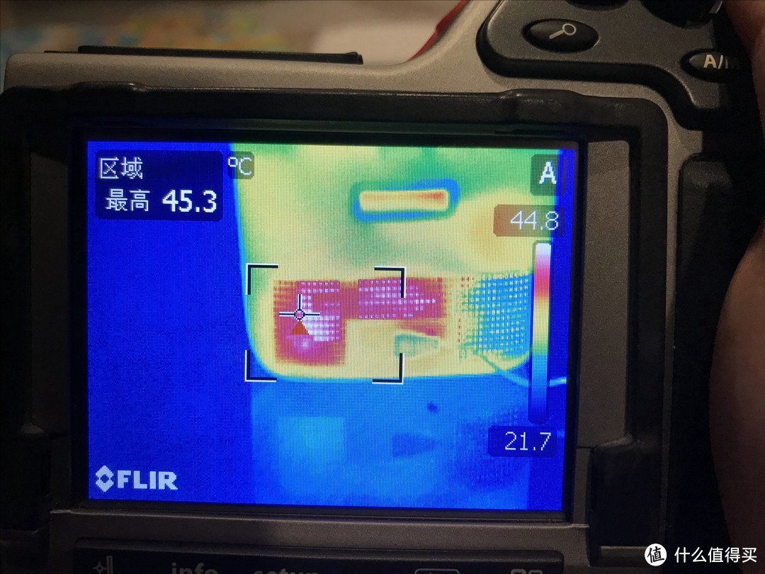 强大的德国压缩机造就强大的制冷性能---英得尔T20双温控车载冰箱专业评测