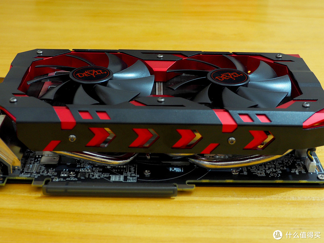 Radeon：“吃鸡”你不来优化我，只好18.3.3驱动来优化你了— Dataland 迪兰 DEVIL RX580 显卡 开箱