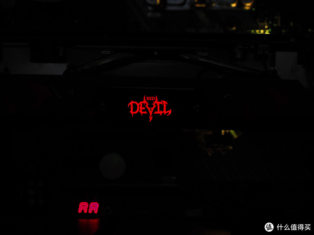 Radeon：“吃鸡”你不来优化我，只好18.3.3驱动来优化你了— Dataland 迪兰 DEVIL RX580 显卡 开箱