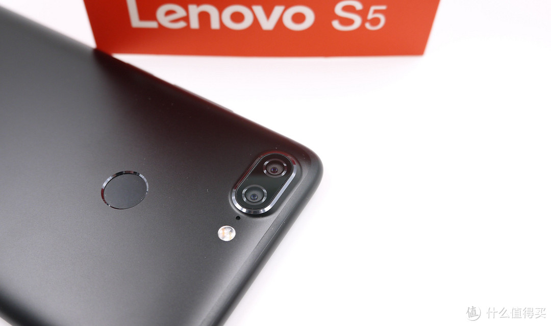 “中 正 平 和”：联想新机 Lenovo S5 4+64G 使用体验