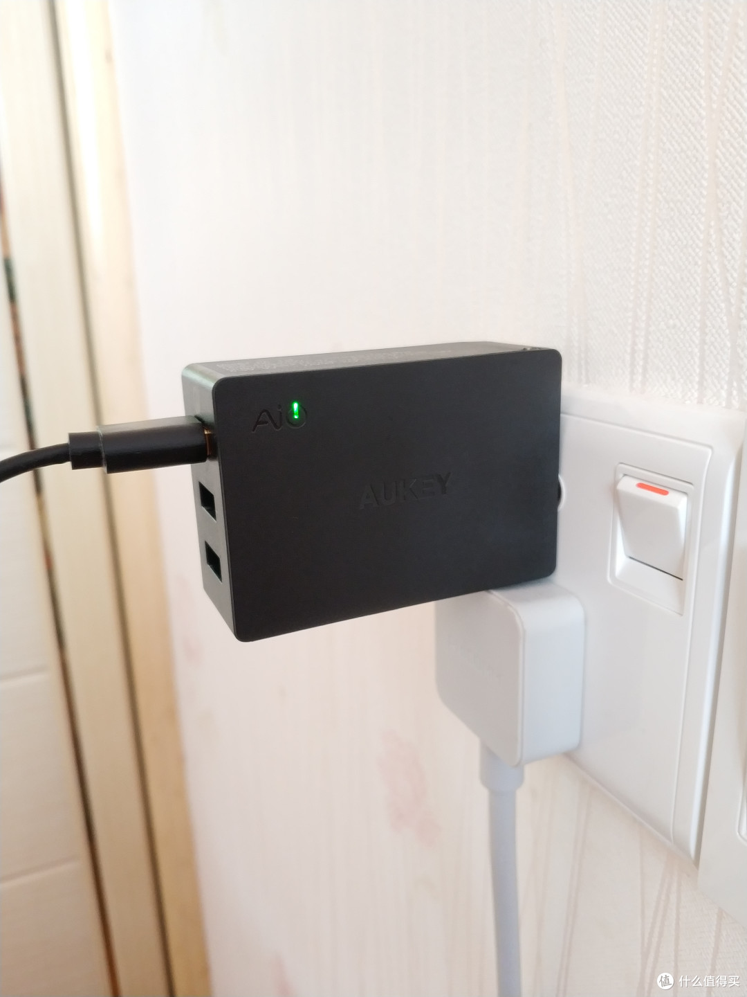 AUKEY傲基 PA-T14三口快充充电器开箱晒单