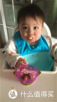 宝宝吃饭围兜的使用体验（6个月-1岁）