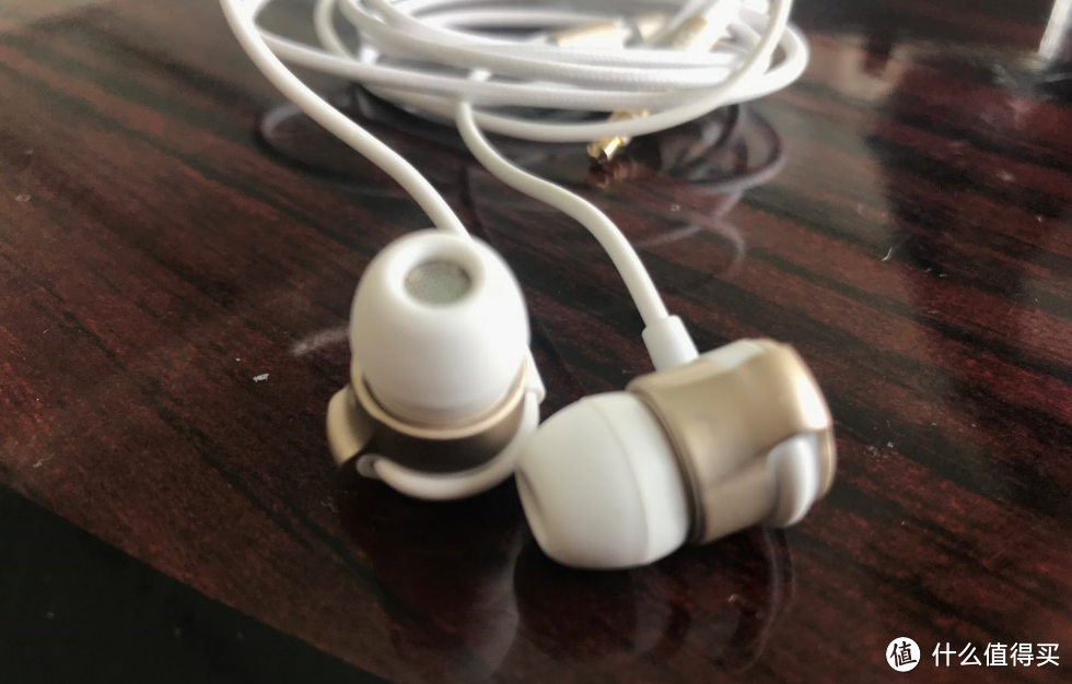 半路退烧—AKG 爱科技 K3003LE、Beats solo3 Wireless、SHURE 舒尔 SE425 耳机开箱晒单