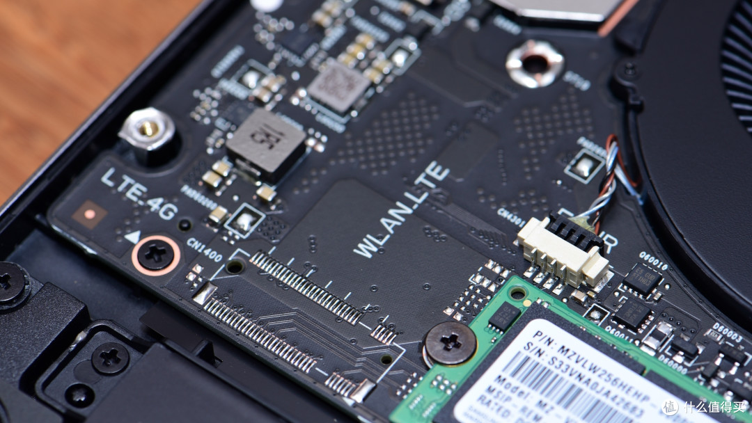 八代处理器8250u加持:小米笔记本pro 15.