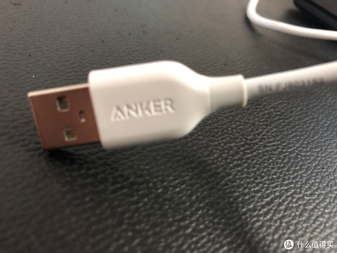 “刚需还是鸡肋？”——Anker超极无线充评测