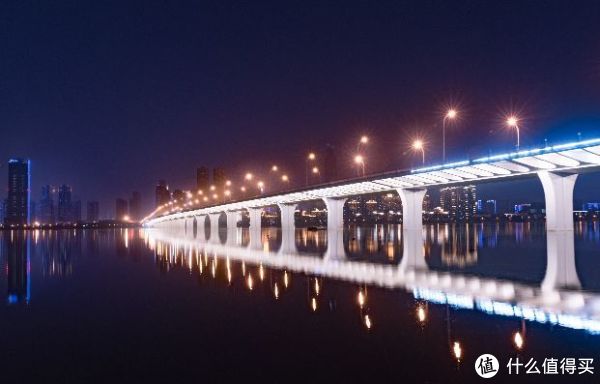 摄影 篇二:定焦无狗头:SIGMA 适马 24 1.8对比