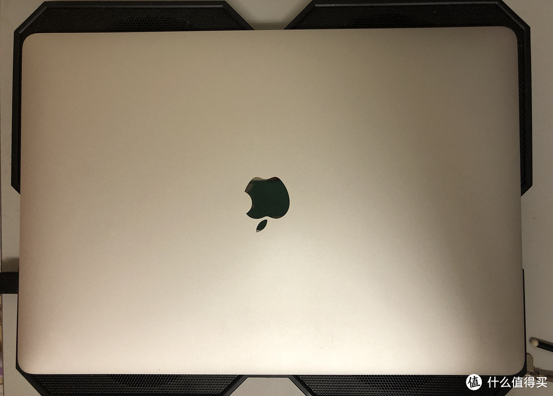 MBP15正面