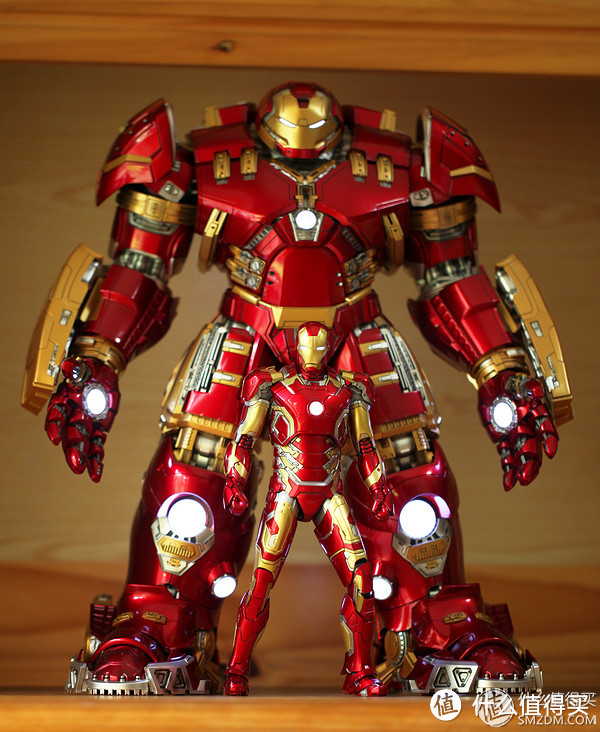 #全民分享季#剁主计划-天津#HOT TOYS MK44 反浩克装甲  hulkbuster