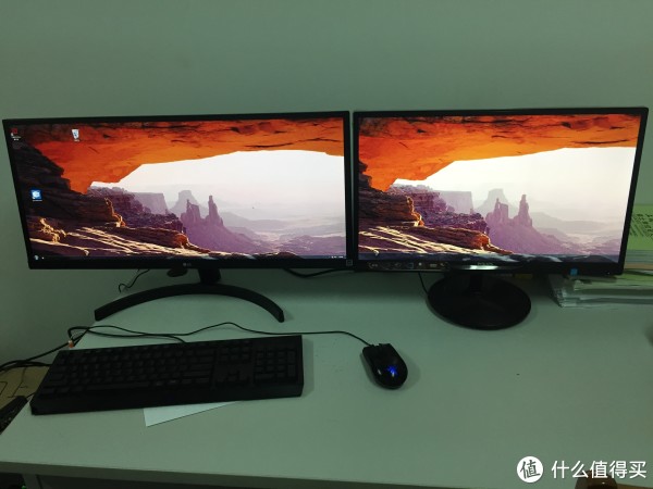 与23.4寸显示器比较