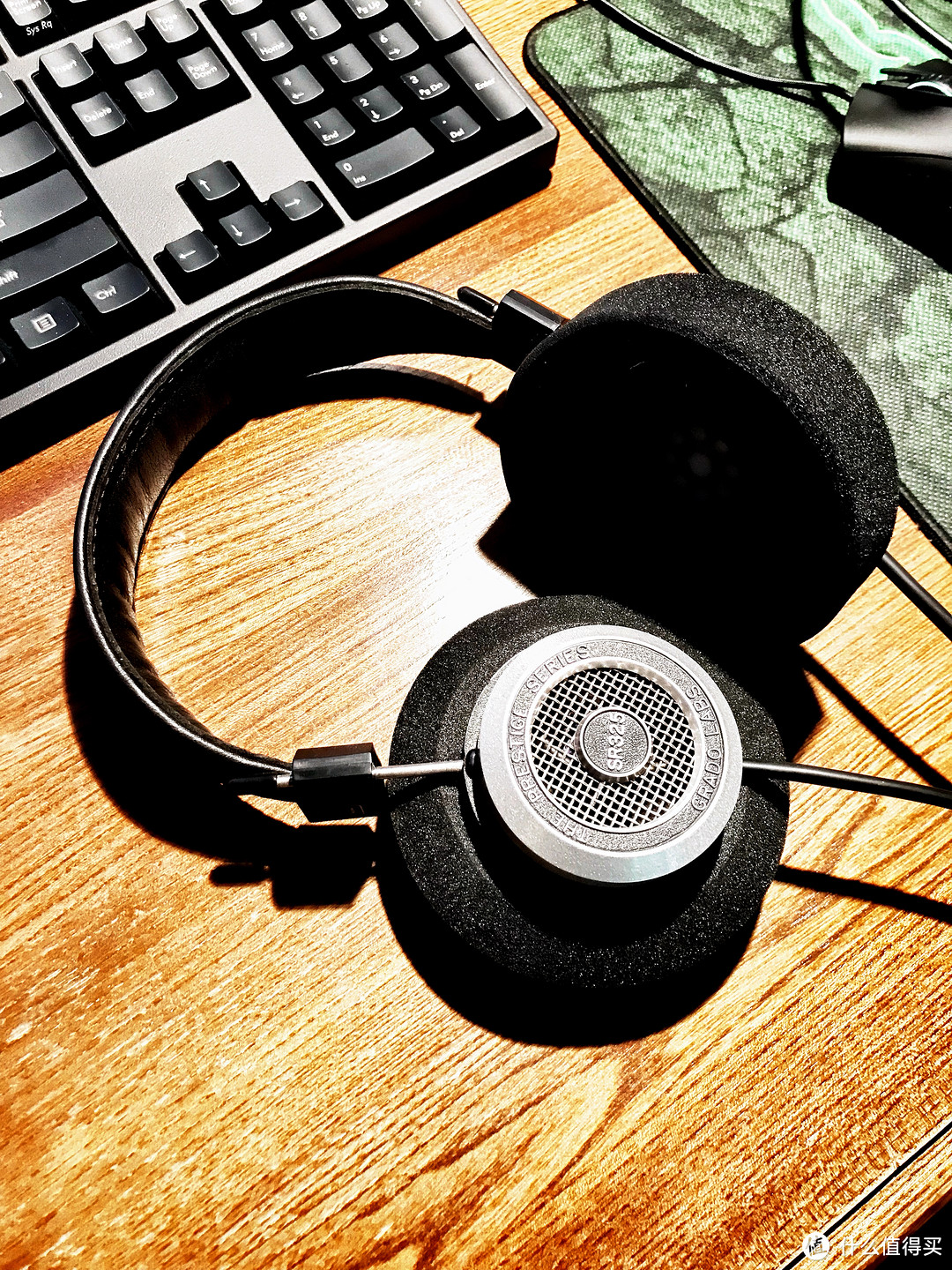 GRADO 歌德 SR325is V.S Beyerdynamic 拜亚动力 T90 头戴式耳机 对比