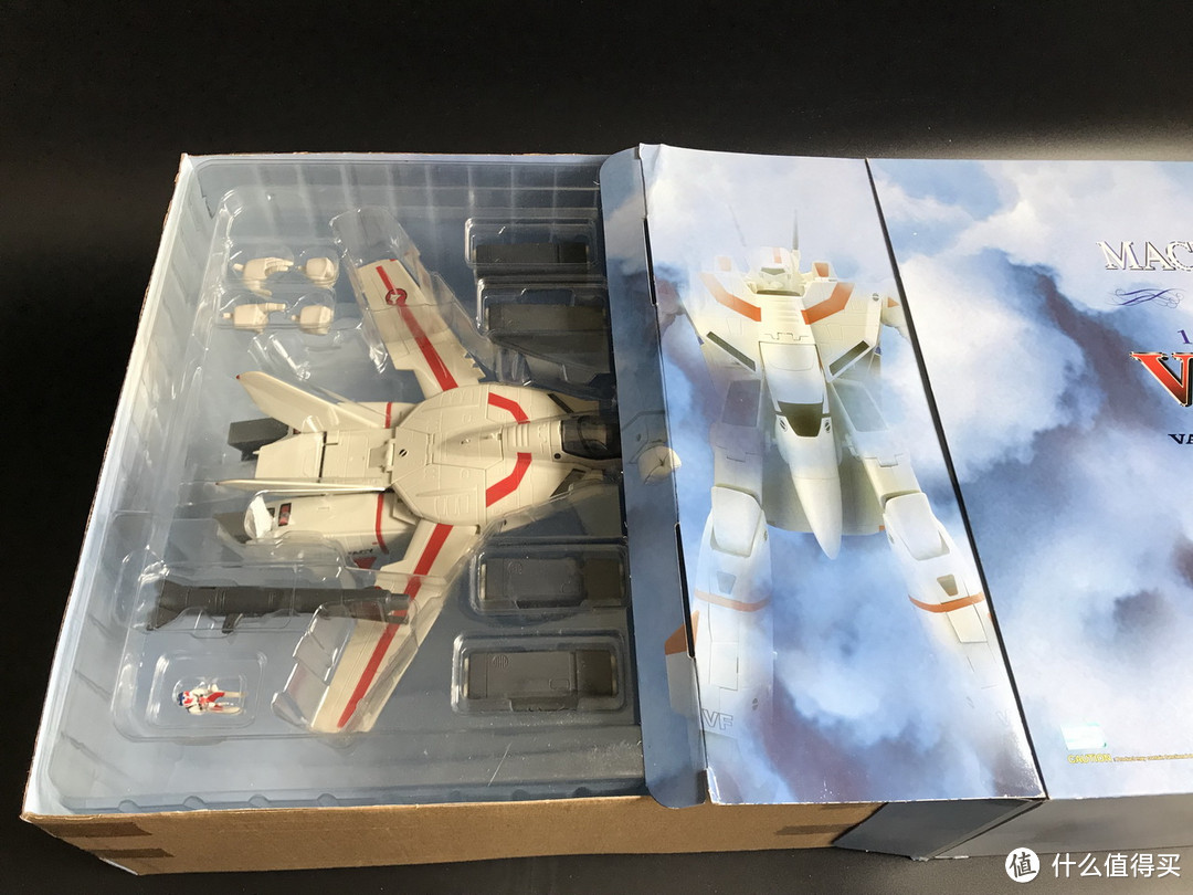 #全民分享季#Macross 太空堡垒 YAMATO 1/48 VF-1J 瑞克(一条辉) 小队长机