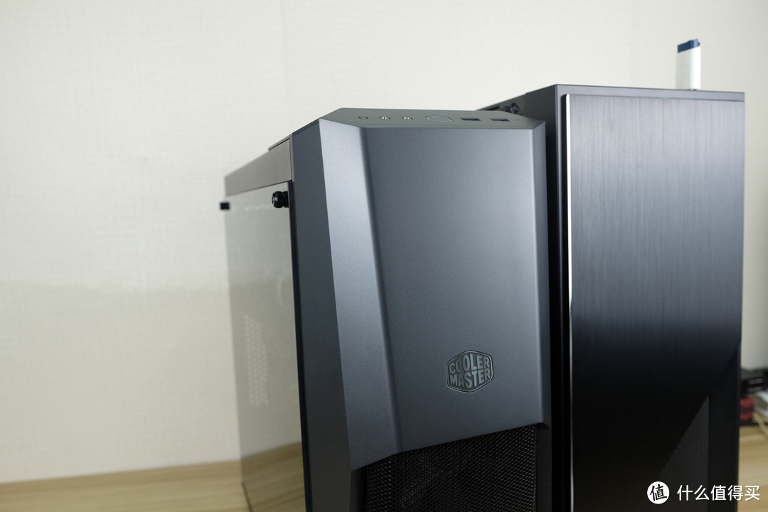 一枚金币引发的剁手案，等待已久的300系列：MSI 微星 B360M MORTAR TITANIUM 主板