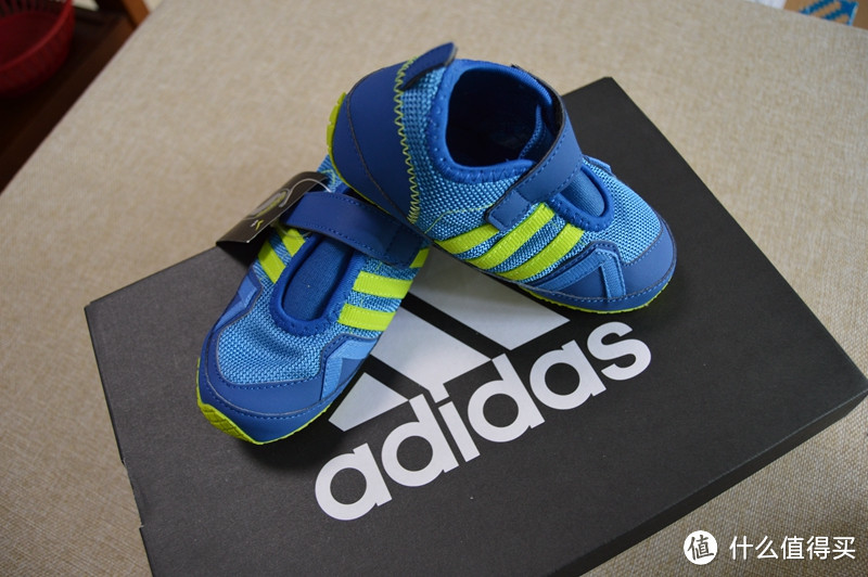 #全民分享季#adidas 阿迪达斯 户外童鞋 蓝AF3913 试穿体验