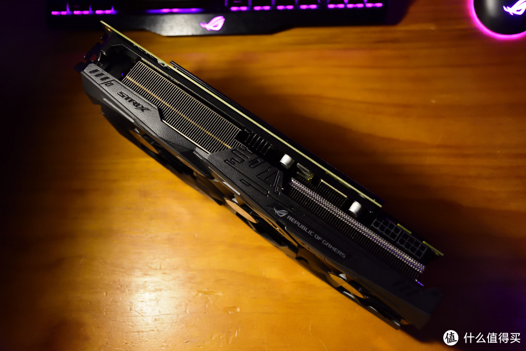 畅玩《孤岛惊魂5》CPU、内存怎么选?Intel 英特尔 8700k CPU+ROG 玩家国度 M10A主板 告诉你