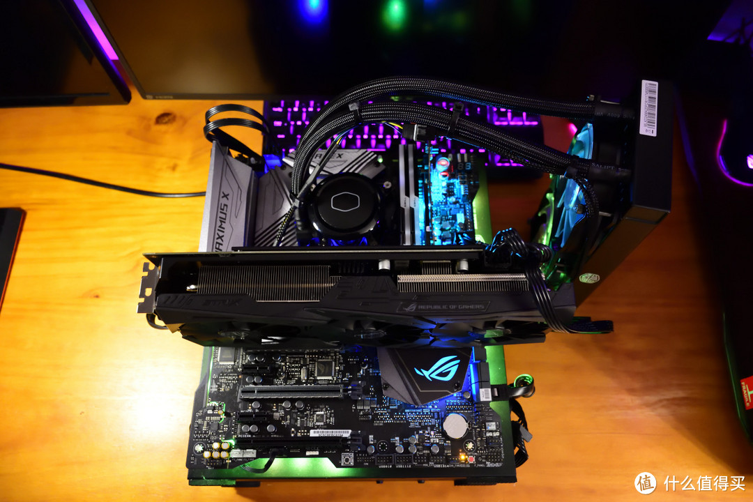 畅玩《孤岛惊魂5》CPU、内存怎么选?Intel 英特尔 8700k CPU+ROG 玩家国度 M10A主板 告诉你