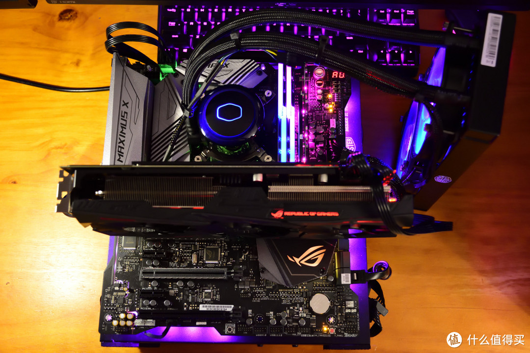 畅玩《孤岛惊魂5》CPU、内存怎么选?Intel 英特尔 8700k CPU+ROG 玩家国度 M10A主板 告诉你