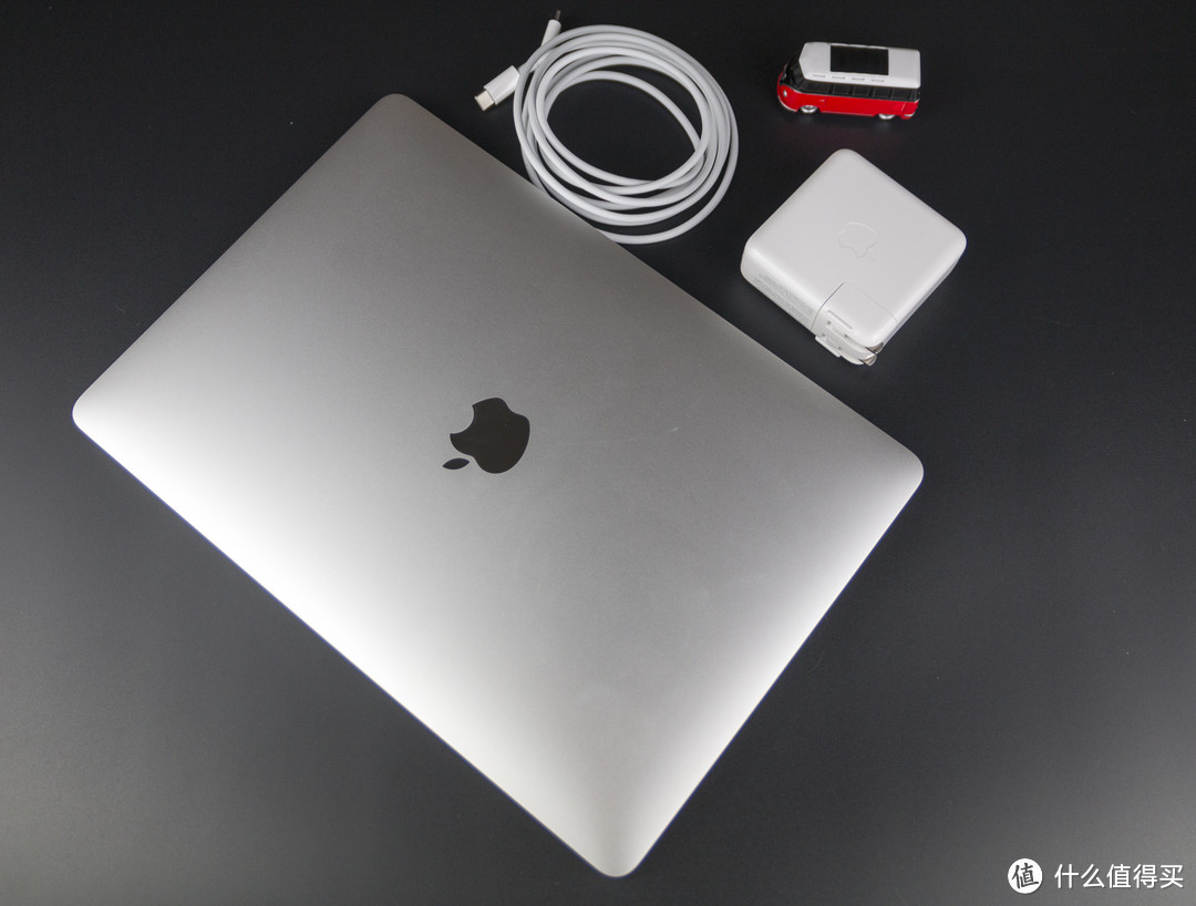 来自张大妈的礼物：Macbook Pro晒单、配件及简单使用体会