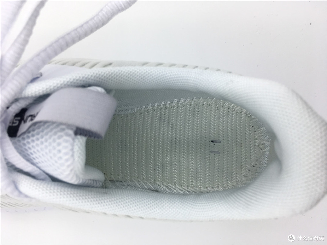 用CLIMA COOL40%的价格实现50%的功能 361° WIND MAX 风透网跑鞋评测