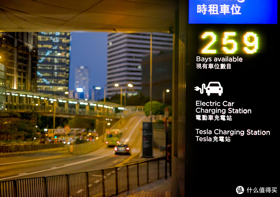 #原创新人#带上 DJI 大疆 Osmo Mobile 2 去香港旅行能带回来什么？