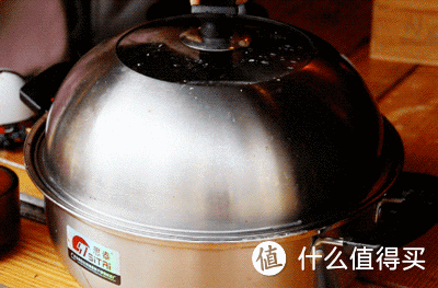 我在淮海路上班,但只去隔壁小马路吃饭