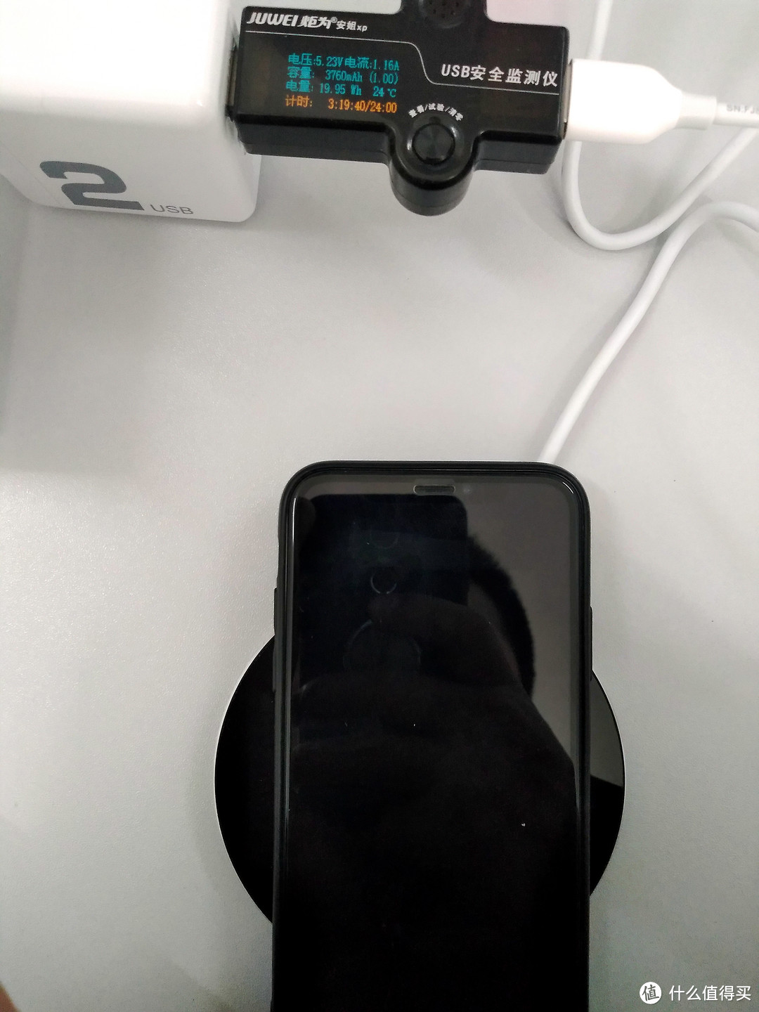 让iPhone X的无线充电不再鸡肋，Anker超极无线充 详细评测，及与同门师弟、绿联无线充电器对比