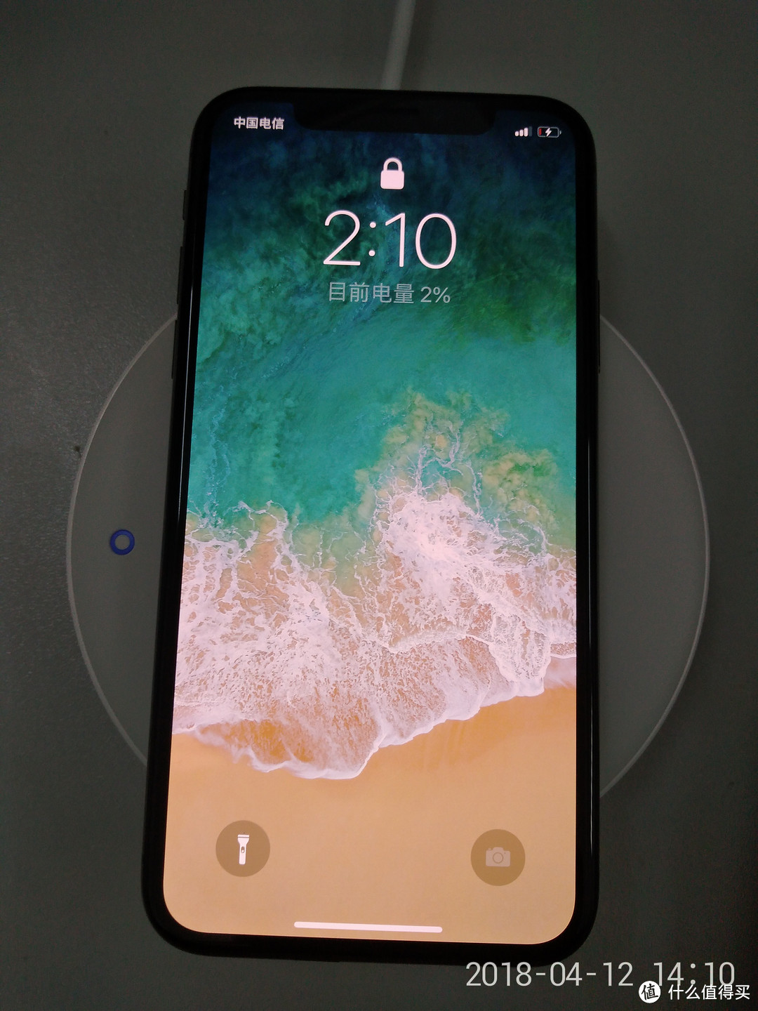 让iPhone X的无线充电不再鸡肋，Anker超极无线充 详细评测，及与同门师弟、绿联无线充电器对比