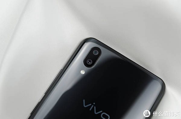 黑科技帶來全新體驗:vivo x21 屏幕指紋手機深度測評