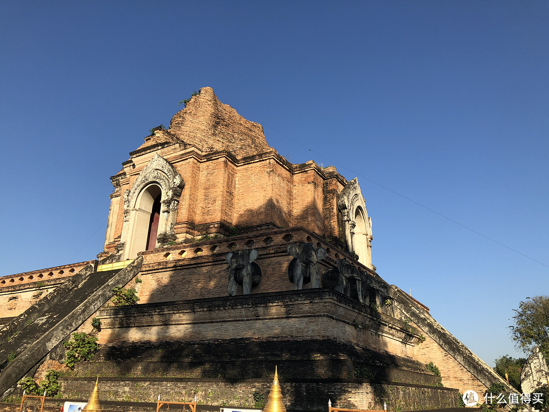 泰国清迈chiangmai闲逛出游就是要住私人泳池大别墅篇四带你古城逛吃