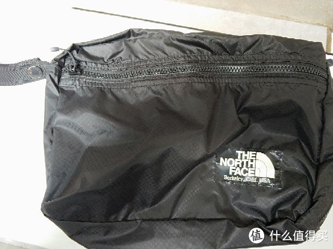 一抹骚紫—日本THE NORTH FACE 北面 TNF 紫标长款钱包和手拿包（附闲鱼捡漏心得）