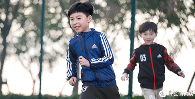 那些年孩子穿过的“毛毛虫”们,哪种最值得买