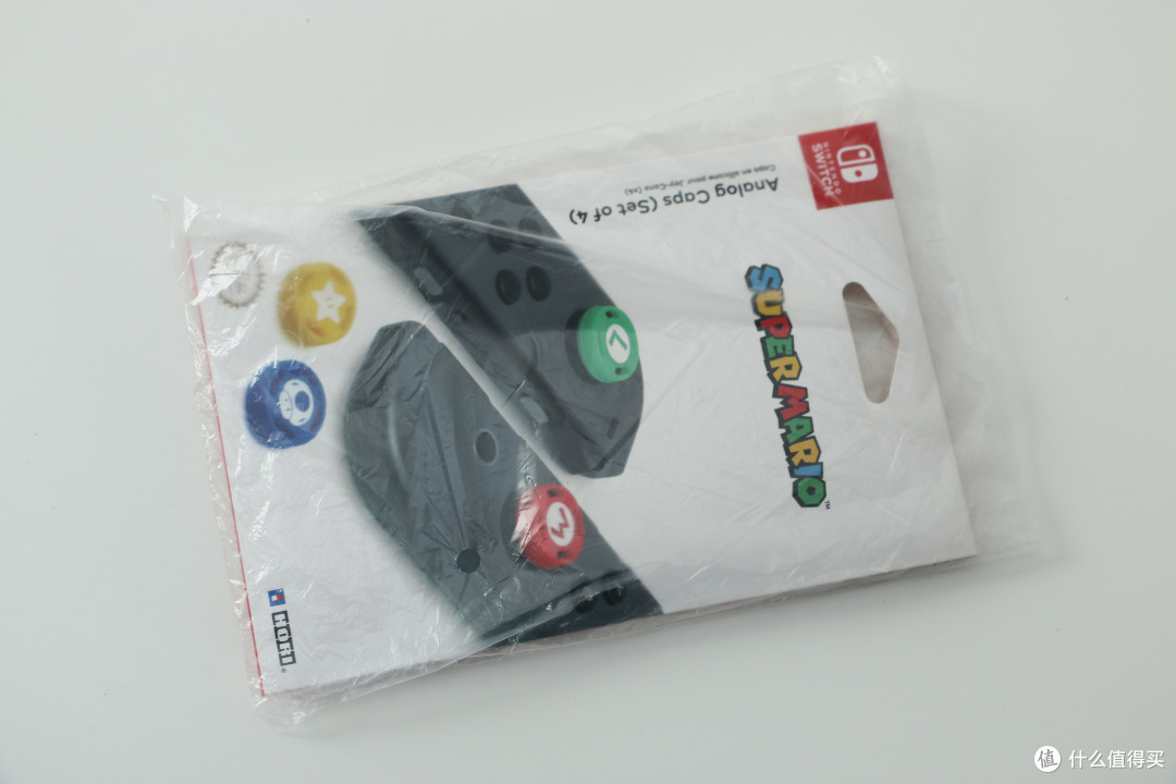 #全民分享季#分享两个任天堂官方授权Nintendo Switch实用小物件：RDS硬壳收纳包&HORI马里奥摇杆帽
