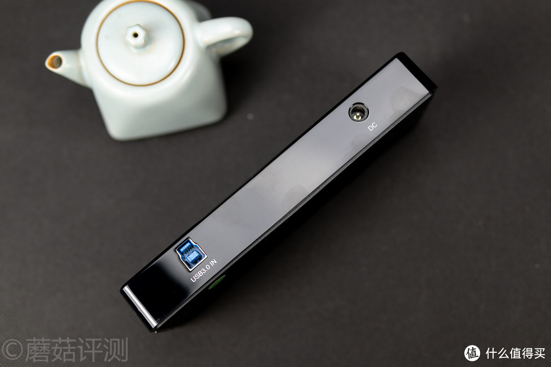 一拖七、彻底解决电脑USB接口不够用的情况—Orico 奥睿科USB3.0 7口分线器 拆解评测