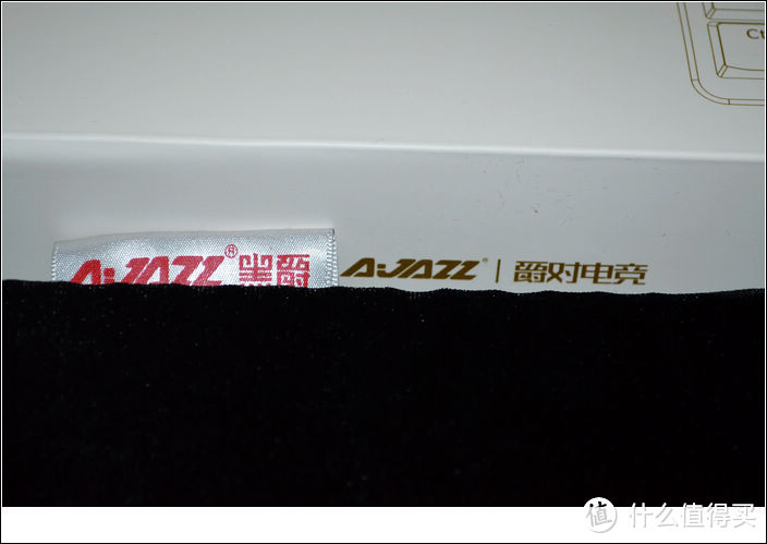 多平台多选择---【完美体验】AJAZZ 黑爵 Zn 锌蓝牙双模机械键盘