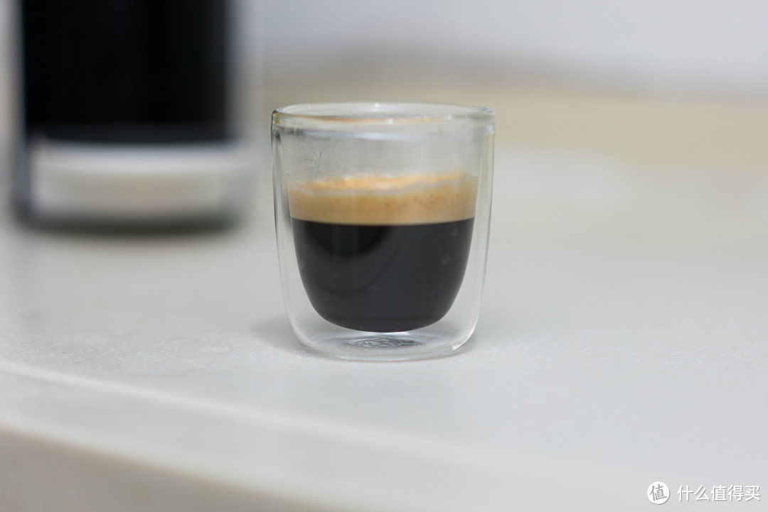 Hey Siri，Make Espresso，能用SIRI控制的心想智能胶囊咖啡机