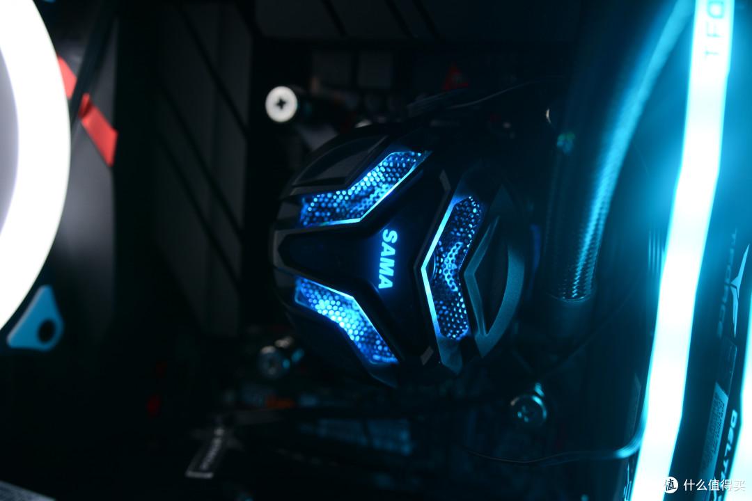神光一起闪—SAMA 先马 冰川240RGB 水冷散热器