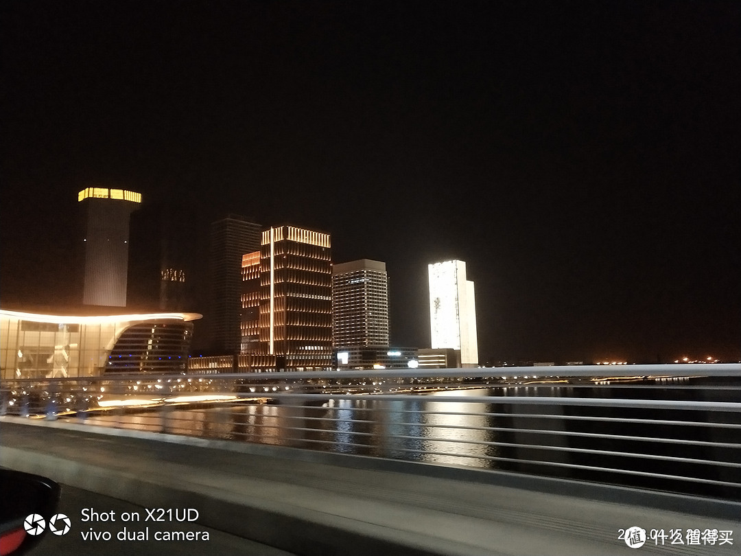 vivo X21，让你的自拍美无止境